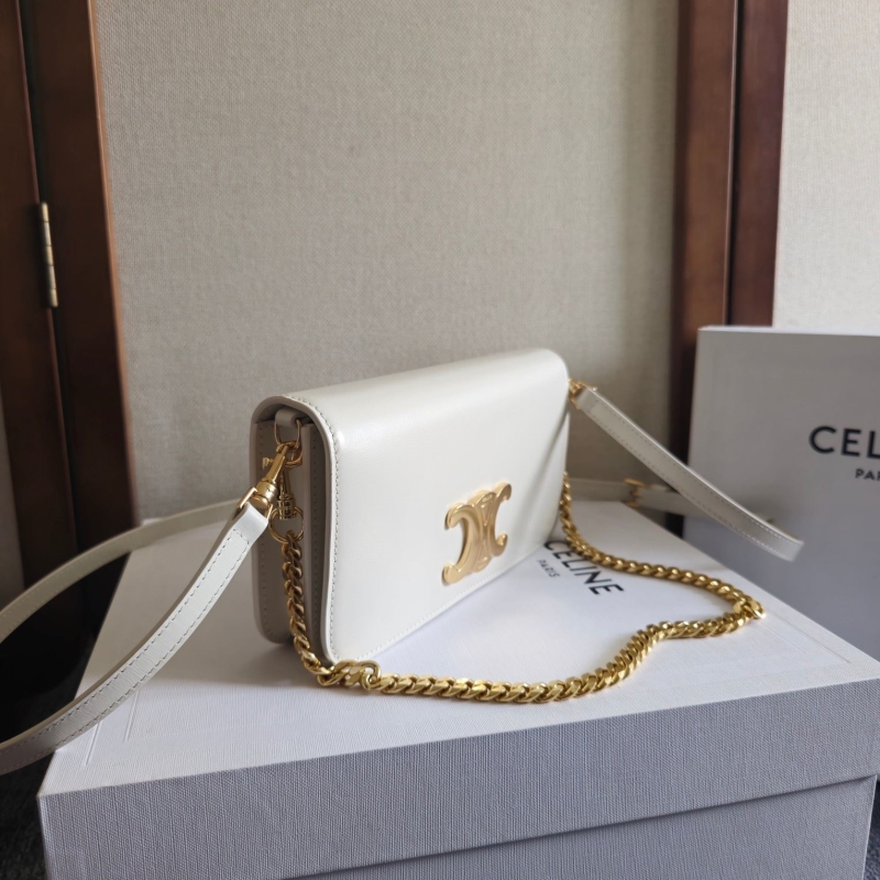 Ce1i*e triomphe bags